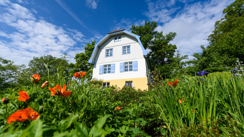 Blick auf das Münter Haus (c) Das Blaue Land Wolfgang Ehn