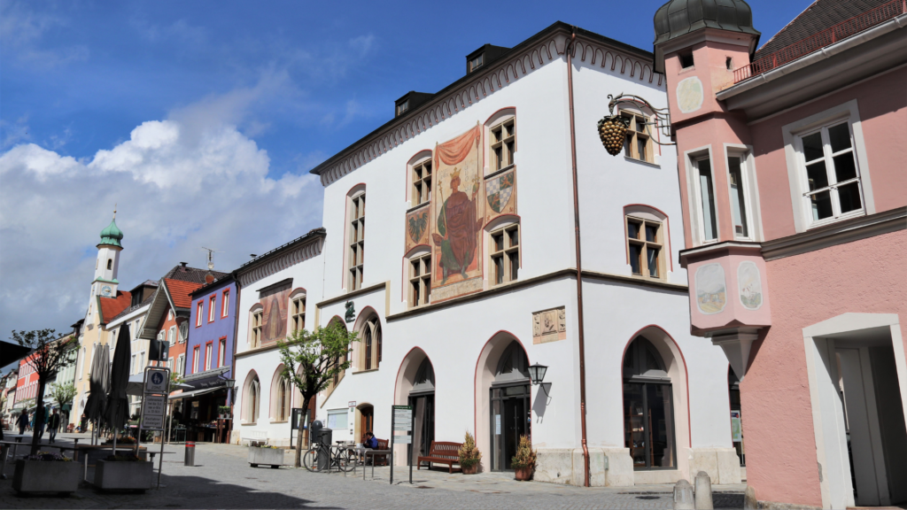 Außenansicht Murnauer Rathaus