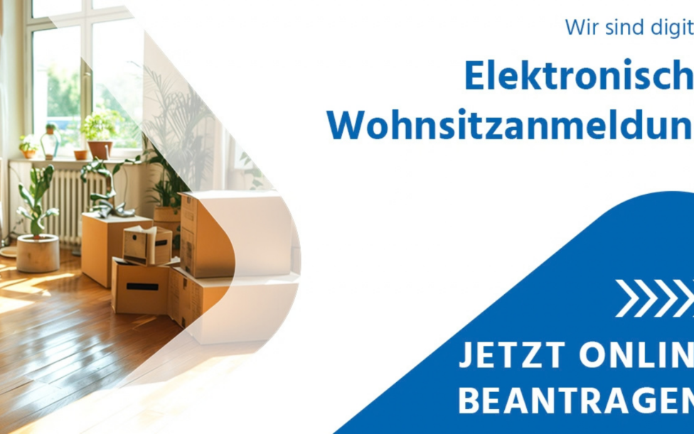 Plakat mit Umzugskartons zur Bewerbung der Elektronischen Wohnsitzanmeldung in Murnau